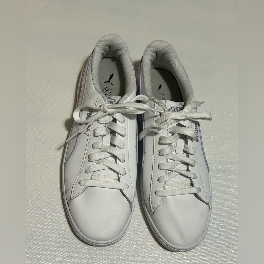 Puma Woman White Sneakers with Subtle Purple Accent
